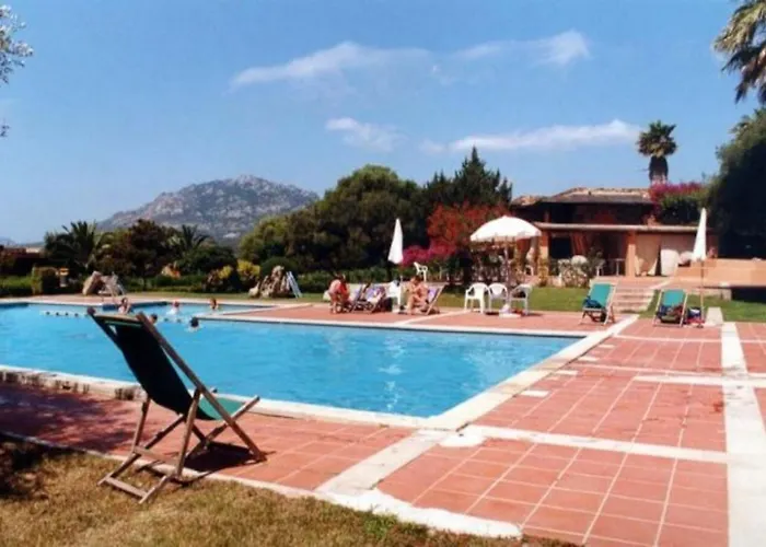 Olbia Sardegna * 罗通多港